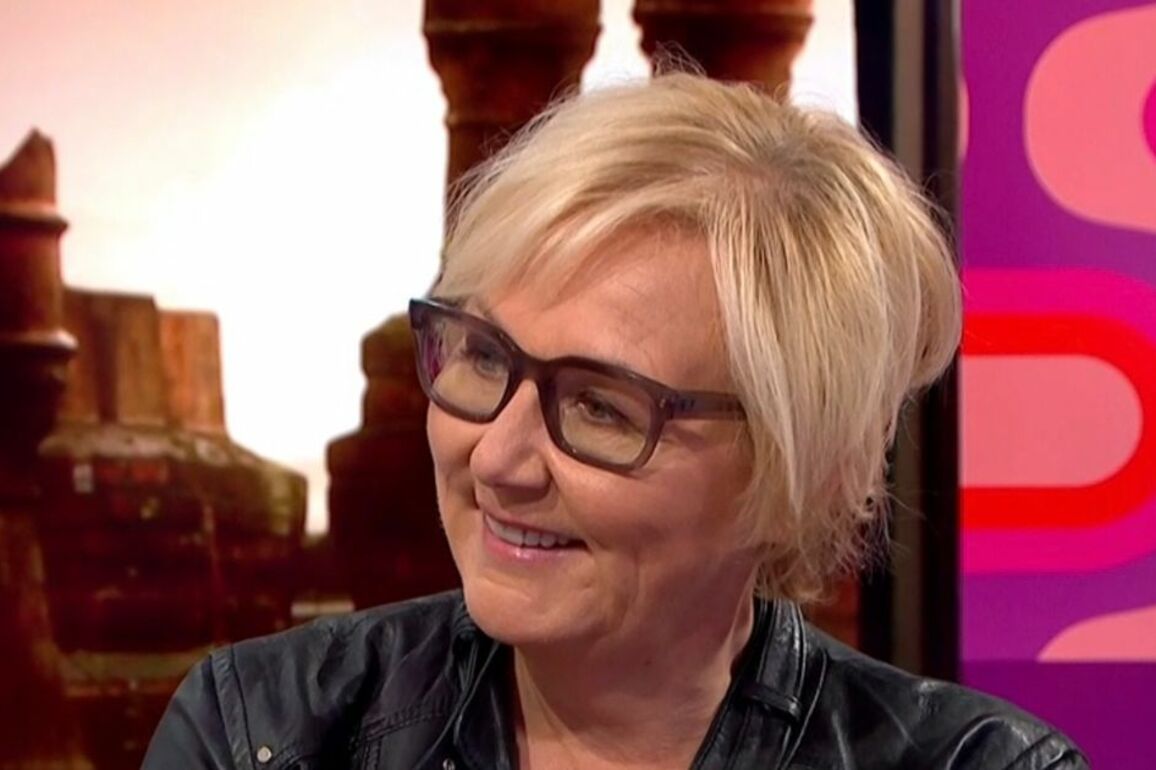 Coronation Street's Sue Cleaver drops exit spoiler as she admits 'am I allowed to say'
