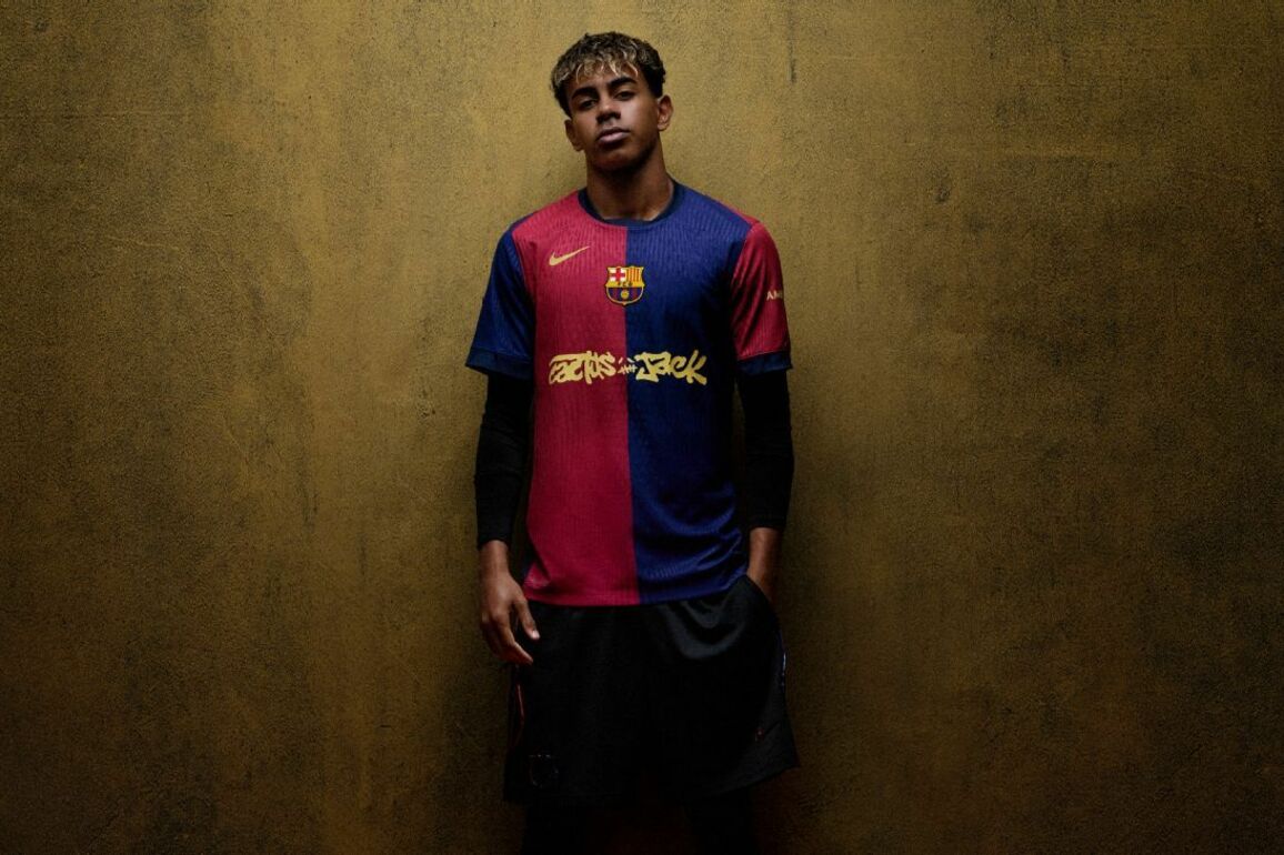 Barcelona unveil Travis Scott jersey for Clsico vs. Real Madrid - ESPN