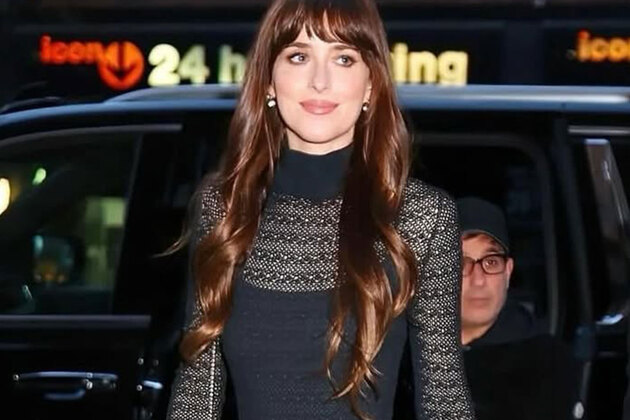Charli XCX, Jessica Alba join cast of Dakota Johnson's 'A Tree Is Blue'