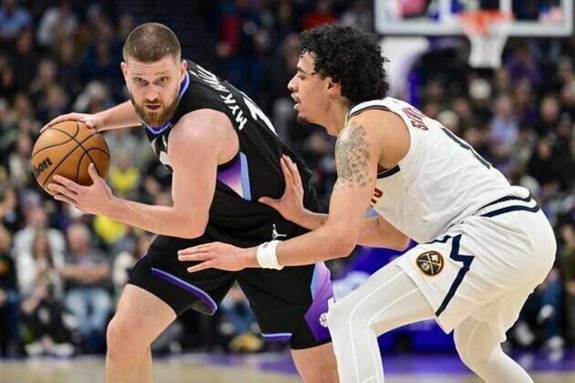 Jamal Murray pours in 45 as Nuggets hold off Jazz