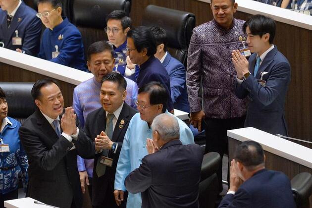 Thailand's new PM Anutin faces challenges with minority government