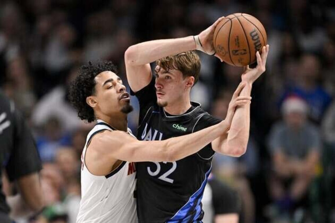 Cooper Flagg (33), Mavs halt Nuggets' road win streak