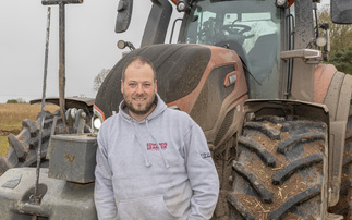 Valtra's Q305 tractor fits the bill on organic farm 