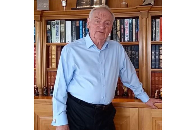 Applause Entertainment signs deal to adapt Jeffrey Archer's novels into films, TV shows