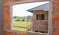 Housebuilders 'must do more to attract women and young people'