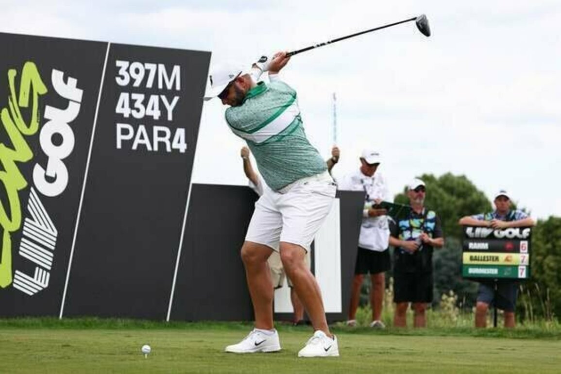 Dean Burmester overcomes bumpy start, wins LIV Golf Chicago in playoff