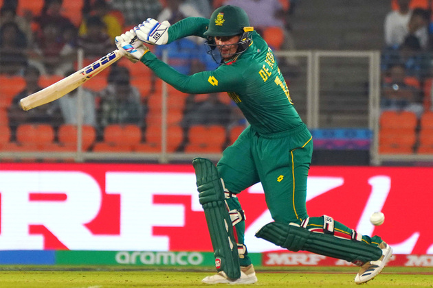 De Kock denies to keep Brevis' borrowed bat after hitting ton, says, "It's for youngsters who swing hard"