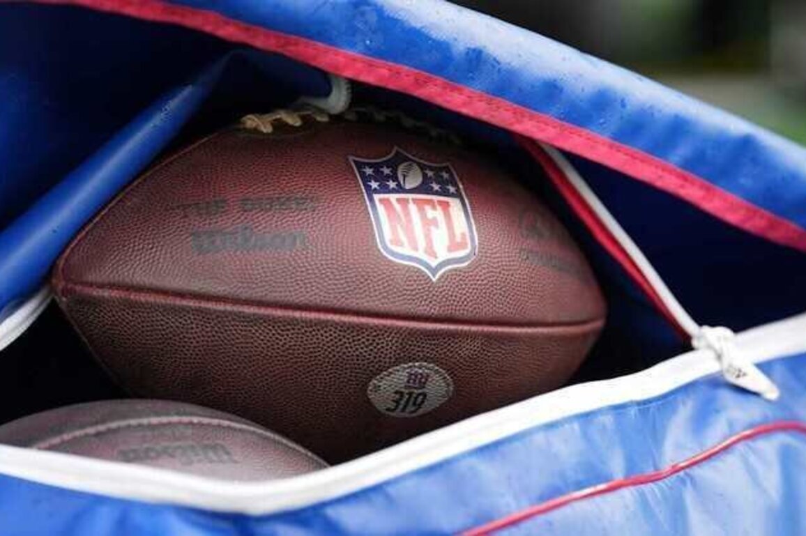 Week 9 Tracker: Latest news, notes & roster moves
