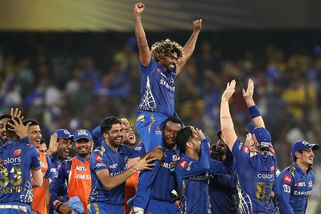 No cheerleaders, no fans: IPL pares down glitz for Covid era