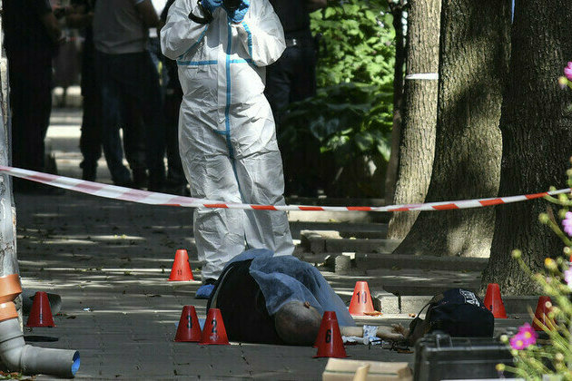 Suspected assassin of neo-Nazi Ukrainian MP detained  Zelensky