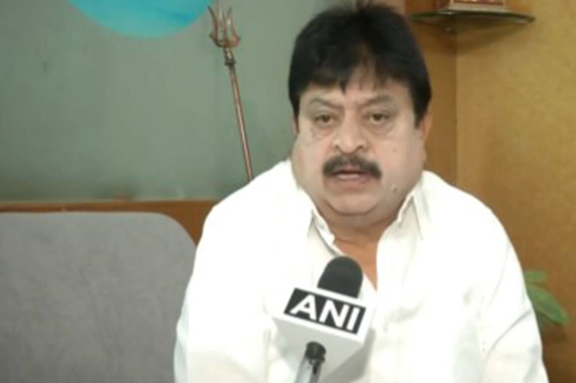 Telangana BJP President questions Congress's concern for Hindus in Bangladesh
