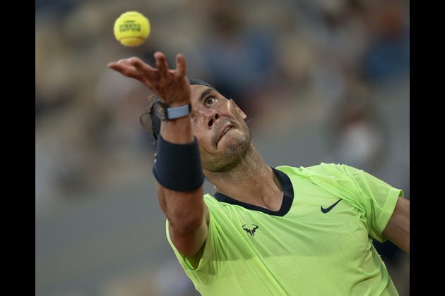 Rafael Nadal cruises past John Isner to advance in Rome