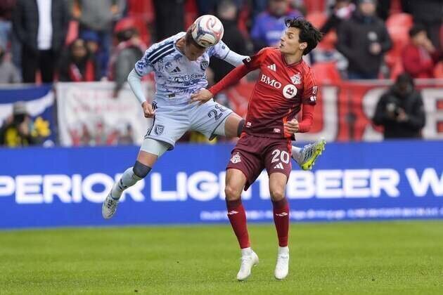 Despite injuries, Toronto FC forces draw with Quakes