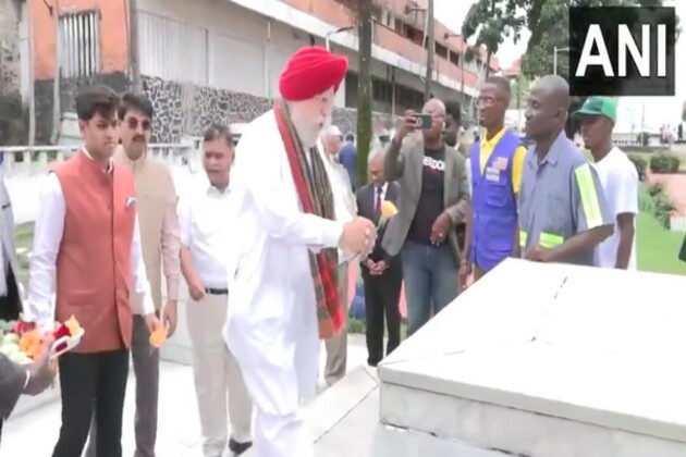 Shiv Sena MP Shrikant Shinde leads all-party delegation in Liberia