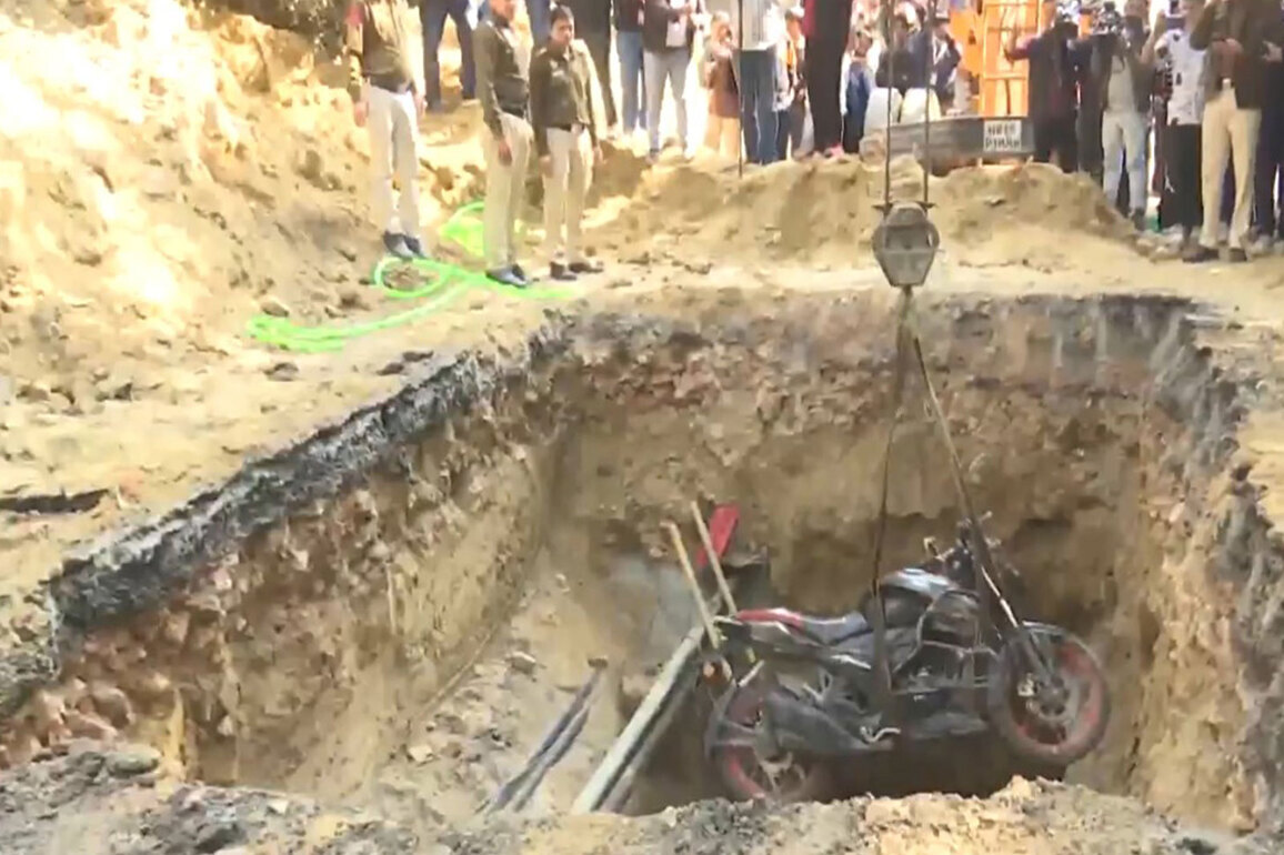 Biker's Death Case: Court grants protection from arrest to contractor, asks him to join investigation