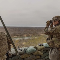 US Army to control land on Mexico border to stem crossings