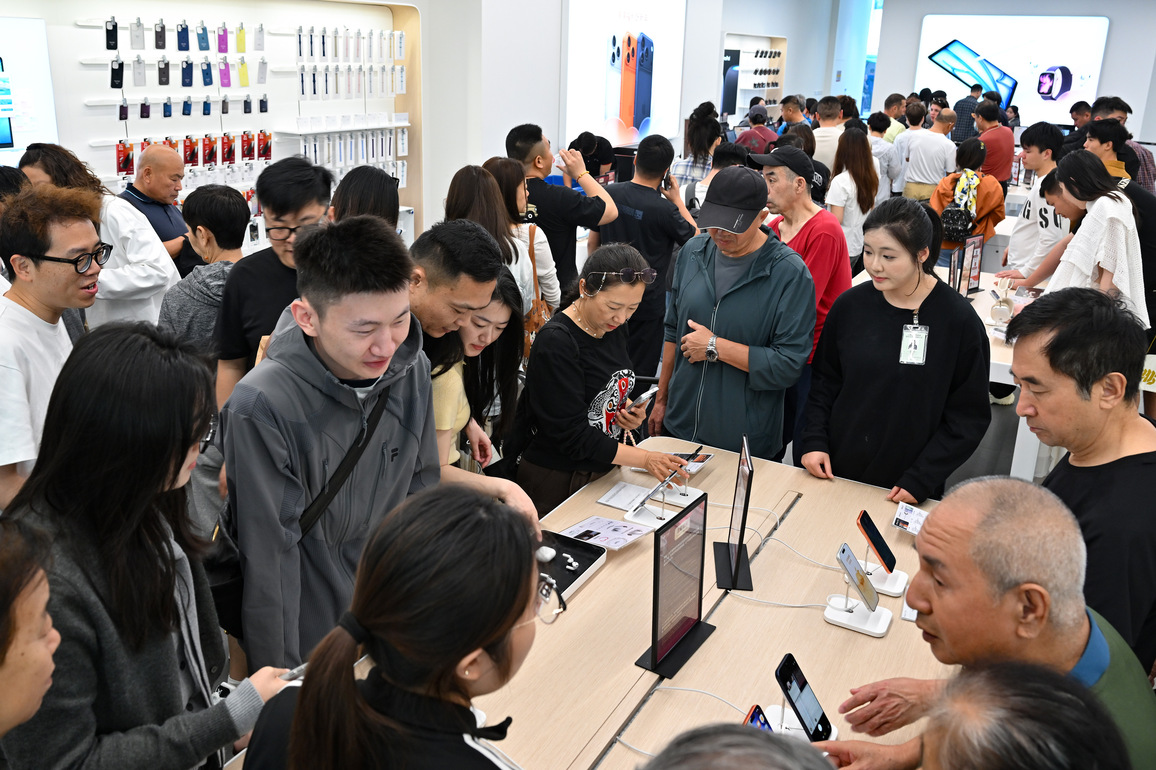FOCUS | Duty-free shopping booms in Hainan FTP