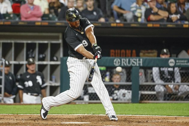White Sox face Twins, wrap up disappointing season