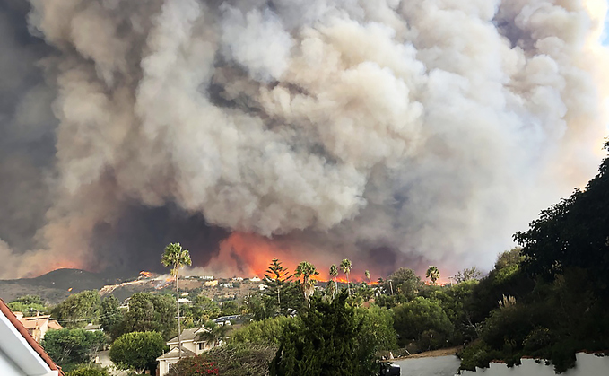 The 2018 Woolsey Fire in California / Credit: iStock