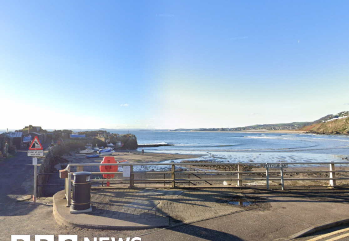 Masked gang of 20 attacks four teenagers near Fife beach