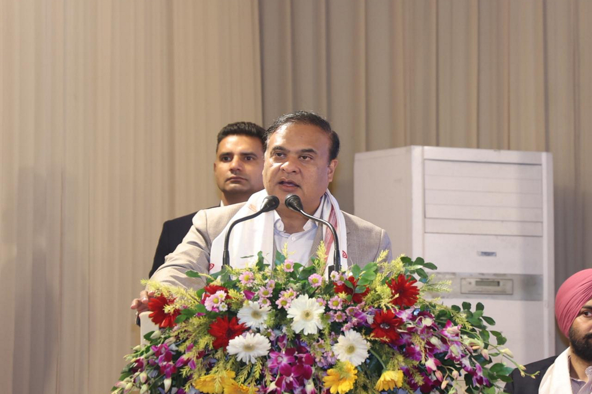 Assam Petro-Chemicals signs MoU with Deendayal Port to set up e-Methanol Plant at Kandla Port