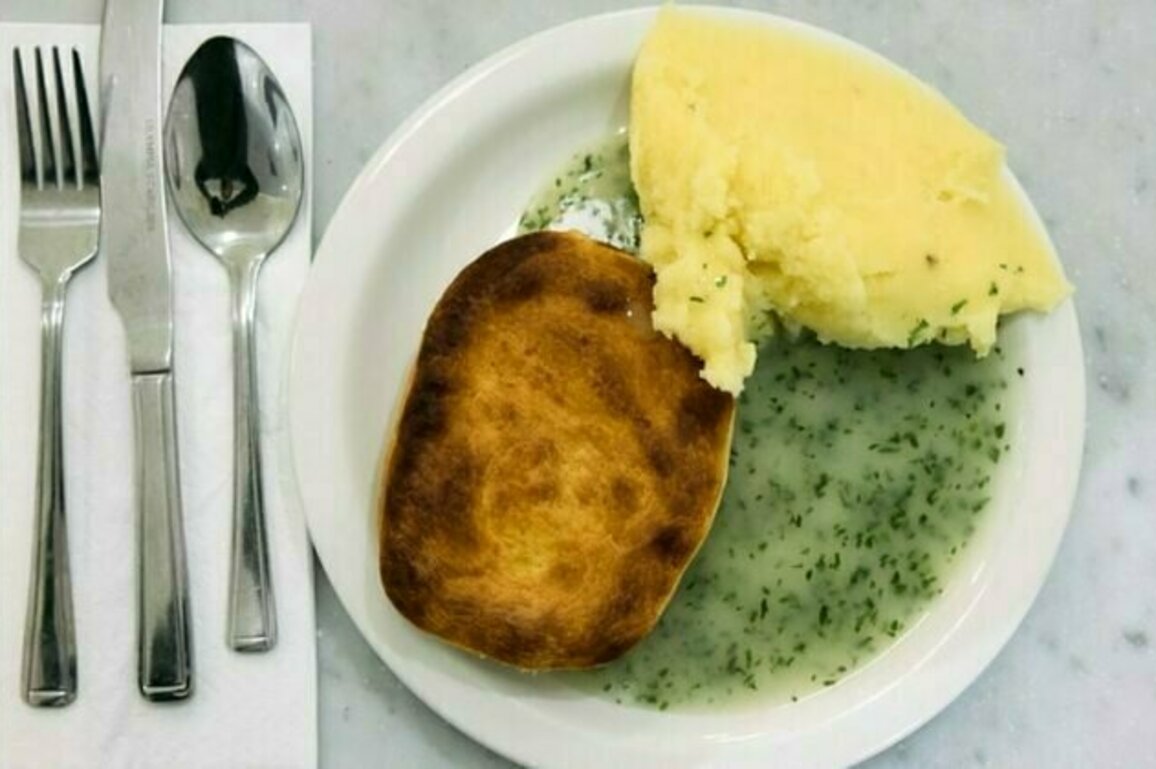 UK pie and mash fans seek protected status for Cockney classic