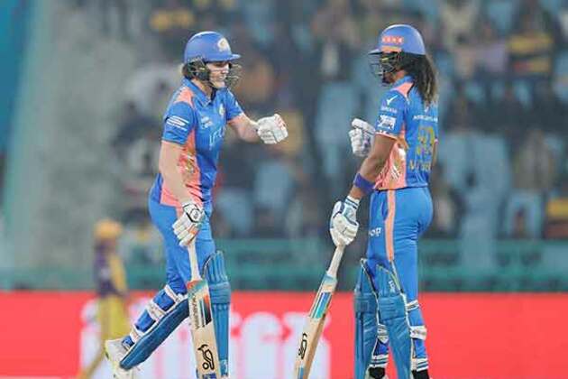 WPL: Matthews, Kerr shine as Mumbai Indians secure six-wicket win over UP Warriorz