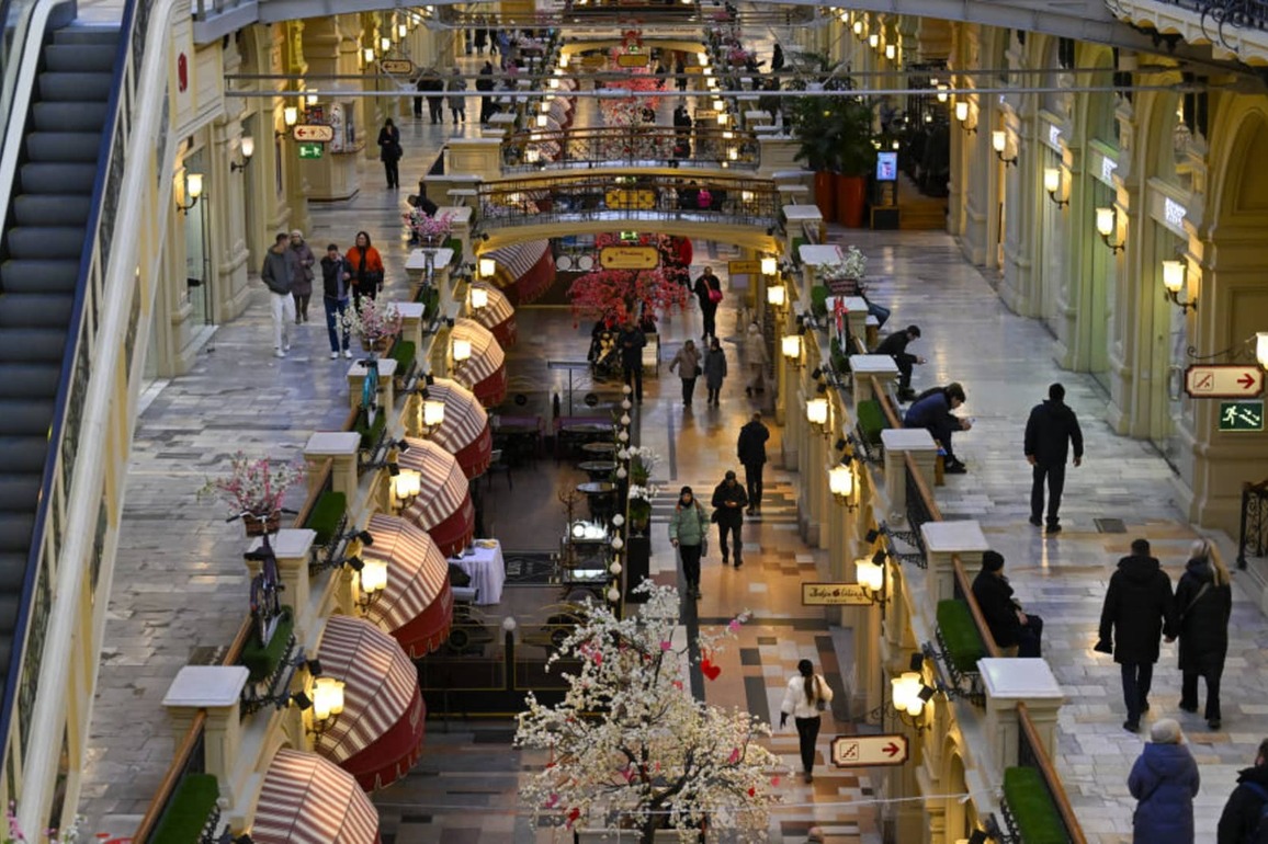 Russia lowers interest rates to 20% in first cut since 2022 as inflation pressures ease