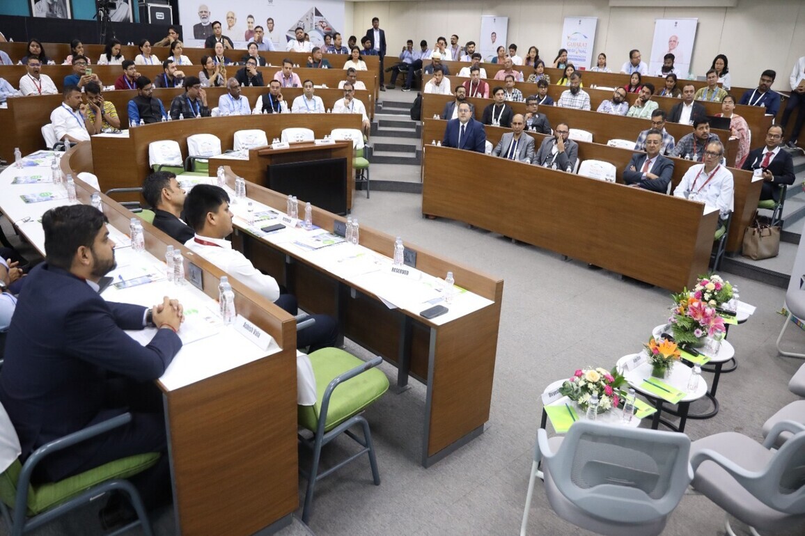 Gujarat: VGRC conducts seminar on 'Gujarat Green Hydrogen Policy 2025'; discusses 2035 target of 3 MMTPA green hydrogen production