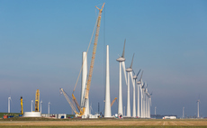 Study: European grid bottlenecks blocking €100bn of clean energy investment
