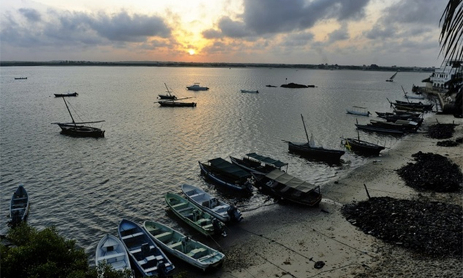 Somalia slams Kenya for dragging out maritime border row Somalia slams Kenya for dragging out maritime border row