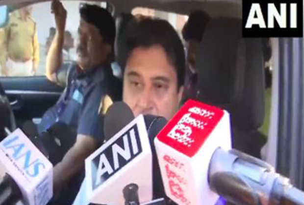 Inflation declined during PM Modi's tenure: Jyotiraditya Scindia hits back at Priyanka Gandhi