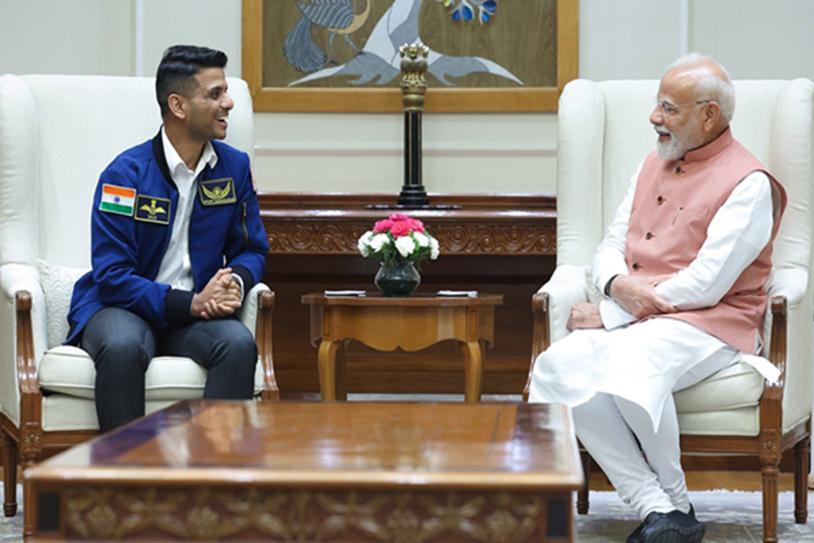 "India proud of his feat," says PM Modi after meeting Group Captain Shubhanshu Shukla