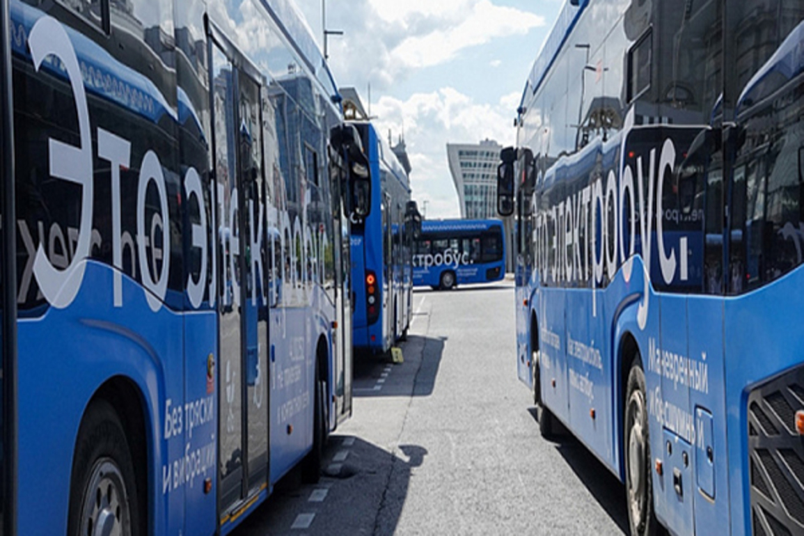 Russia: Moscow's electric bus fleet grows as driverless technology arrives