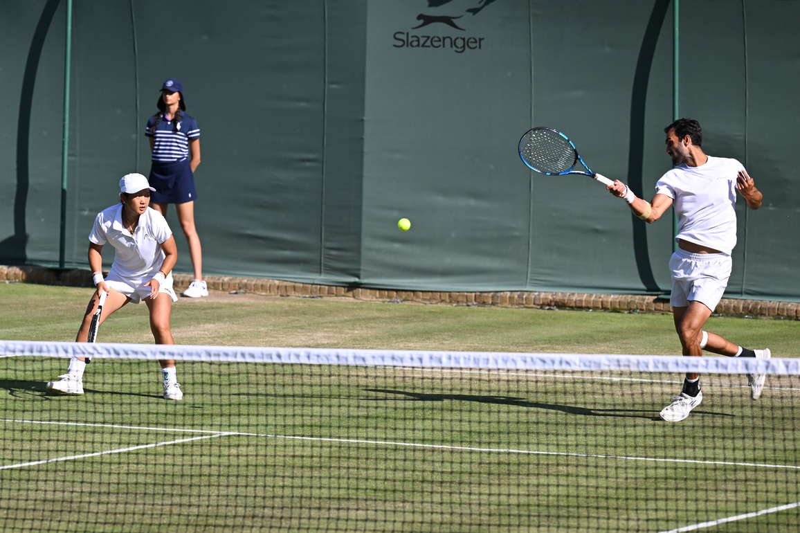 (SP)BRITAIN-LONDON-TENNIS-WIMBLEDON-MIXED DOUBLES