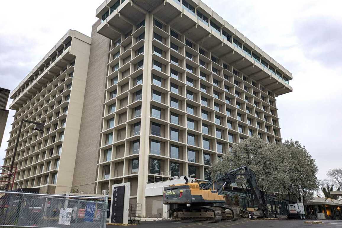 SWAT team training planned this weekend at abandoned Key Bridge Marriott