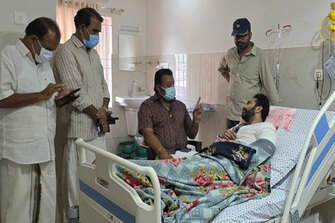 Thrissur: Union MoS Suresh Gopi meets Malayalam actor Shine Tom Chacko in hospital