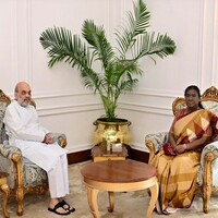 Union Minister Amit Shah calls on President Droupadi Murmu