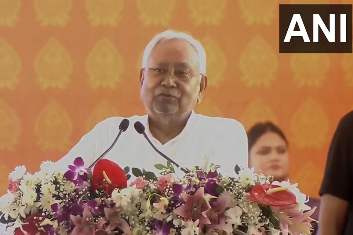 Nitish Kumar praises PM Modi during his Purnea visit, promises 1 crore jobs in Bihar over next five years