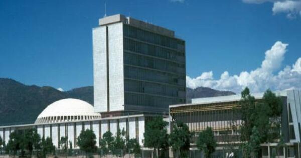 Saudi Arabia, UAE to invest $1 billion each in Pakistan