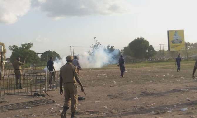 Two shot, baby abandoned in Arua chaos Two shot, baby abandoned in Arua chaos