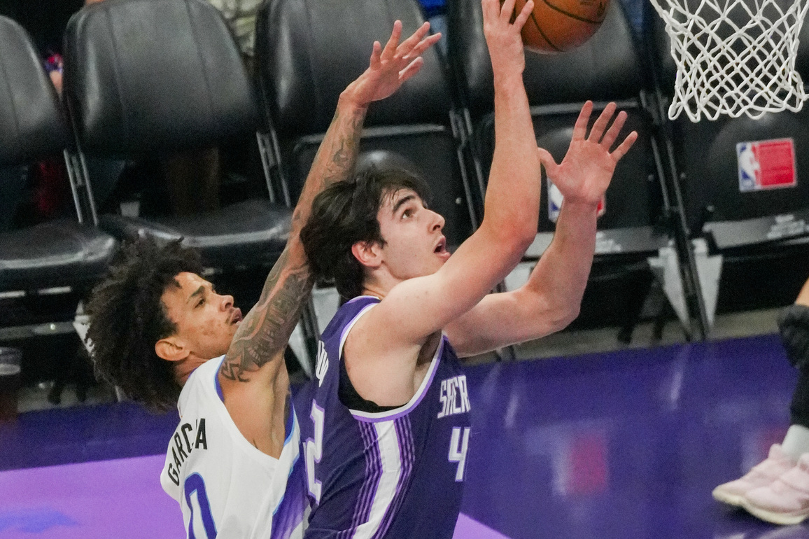 (SP)U.S.-SACRAMENTO-BASKETBALL-NBA-KINGS VS JAZZ