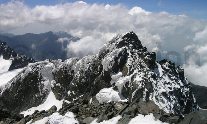 Rwenzori's melting glaciers worry environmentalists Rwenzori's melting glaciers worry environmentalists
