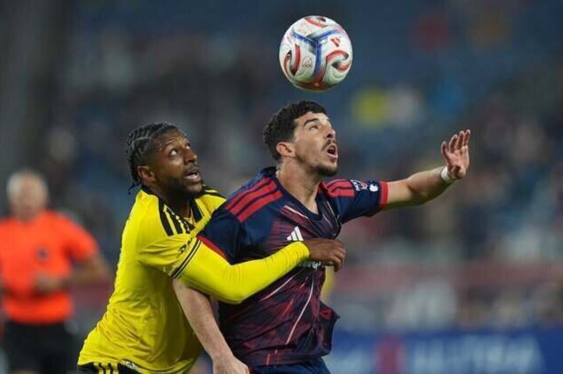 Carles Gil's PK in 85th minute lifts Revs over Crew