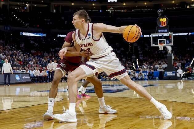 Saint Mary's star F Paulius Murauskas follows coach to Arizona State