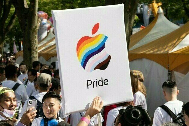Apple facing gay propaganda probe  TASS