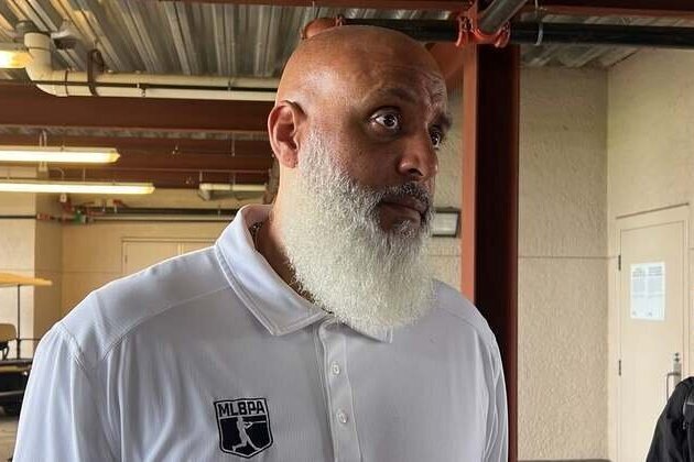 Tony Clark resigns as MLBPA director amid investigation