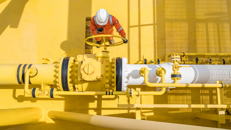 Image: Oil and Gas Photographer/Shutterstock