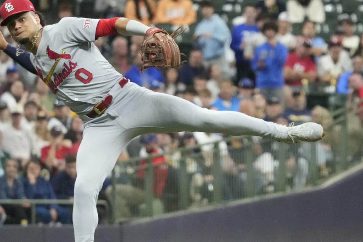 Cardinals sputter again vs. Brewers and lose 6th straight