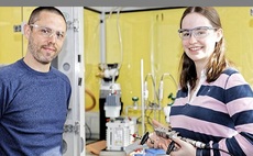 Cambridge researchers develop supercapacitor that absorbs CO2 while it charges 